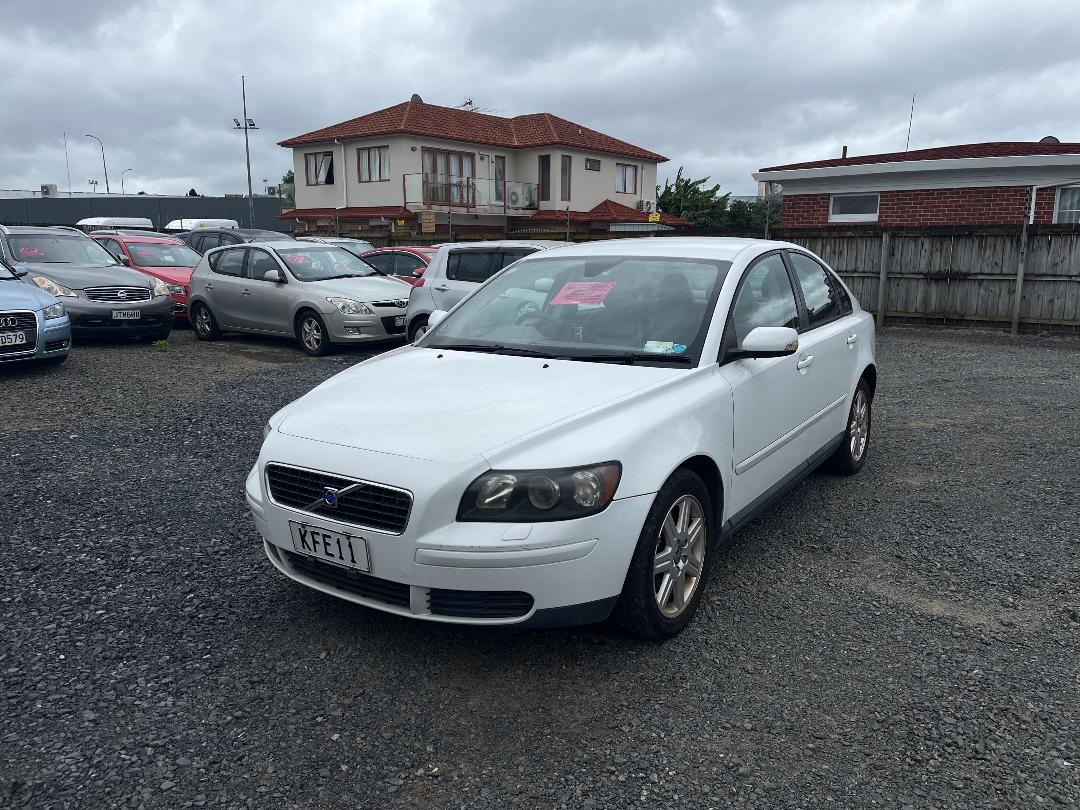 Photo '3' of Volvo S40