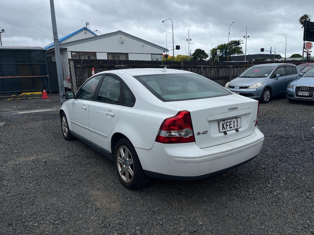 Photo '4' of Volvo S40