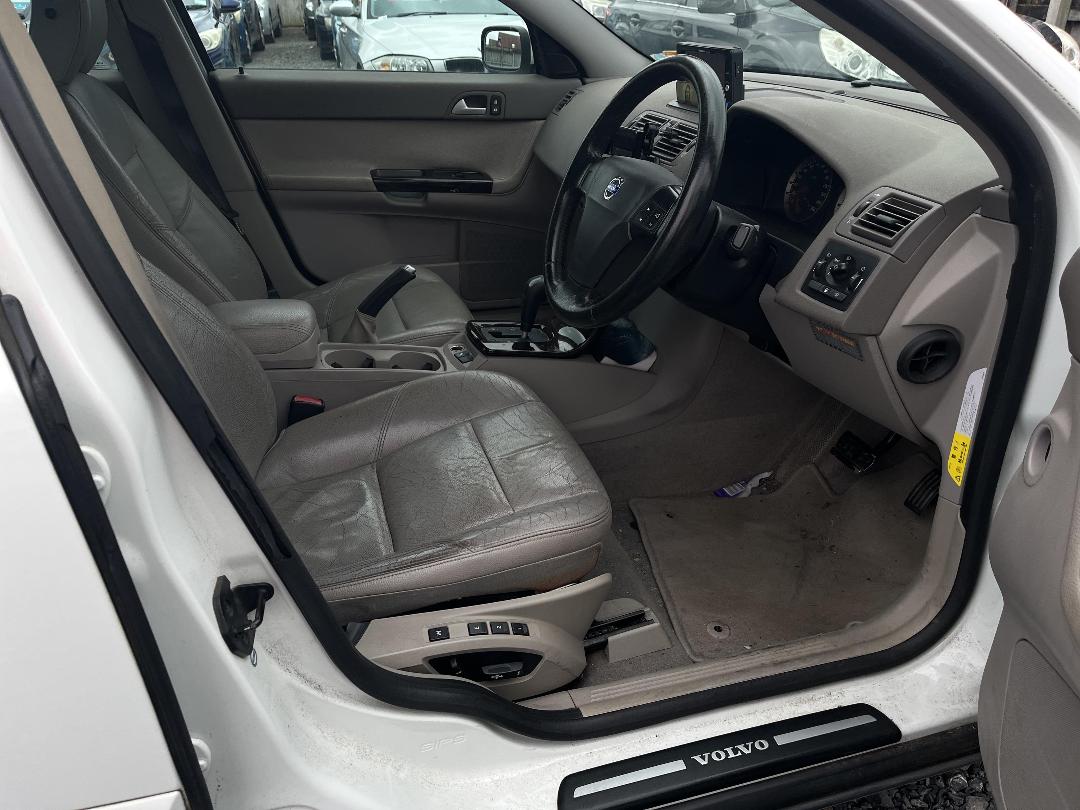 Photo '14' of Volvo S40