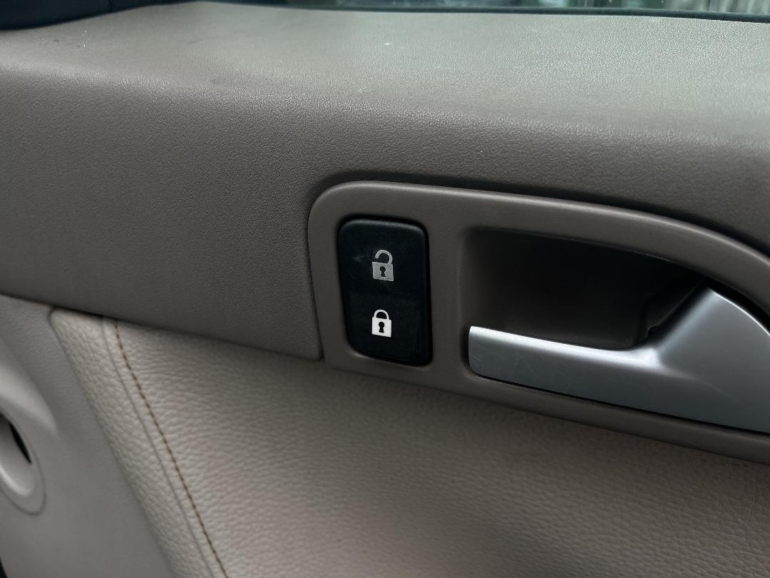 Photo '24' of Volvo S40