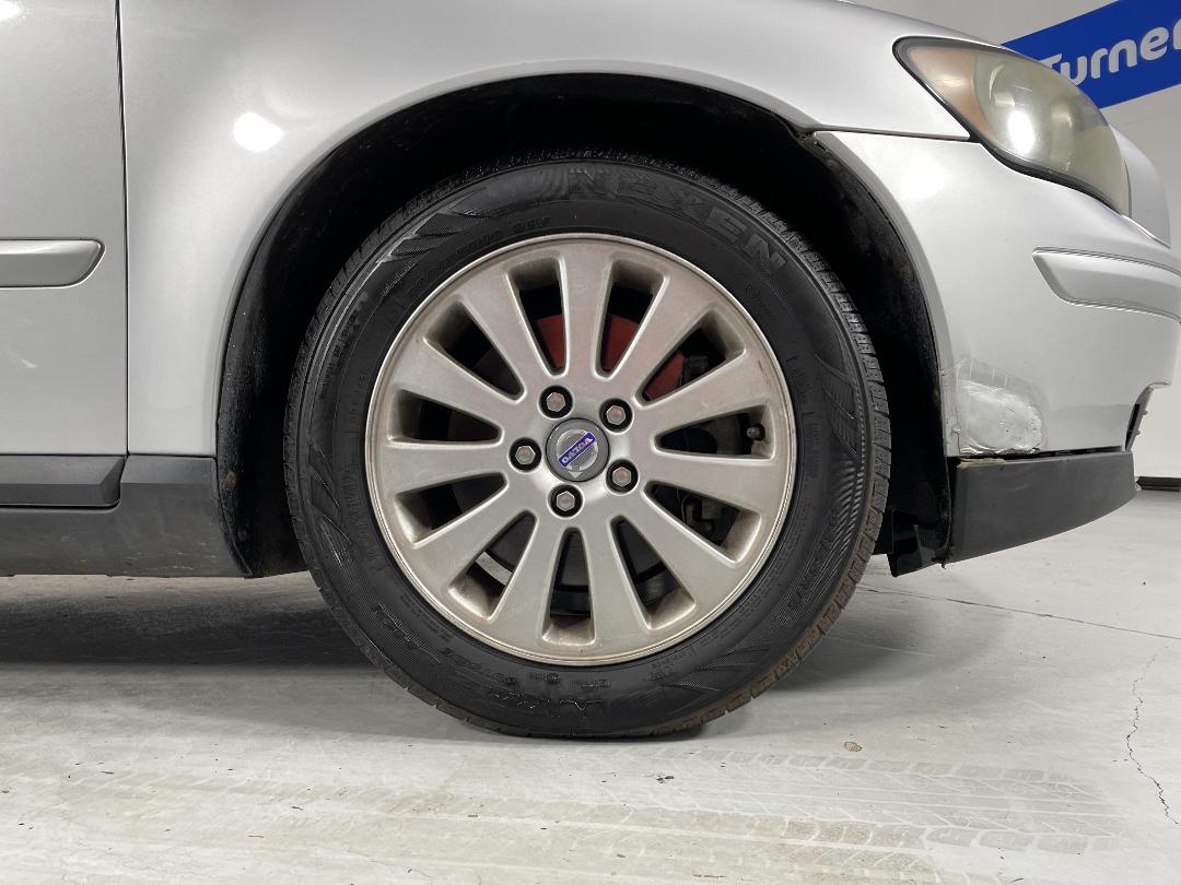 Photo '9' of Volvo V50