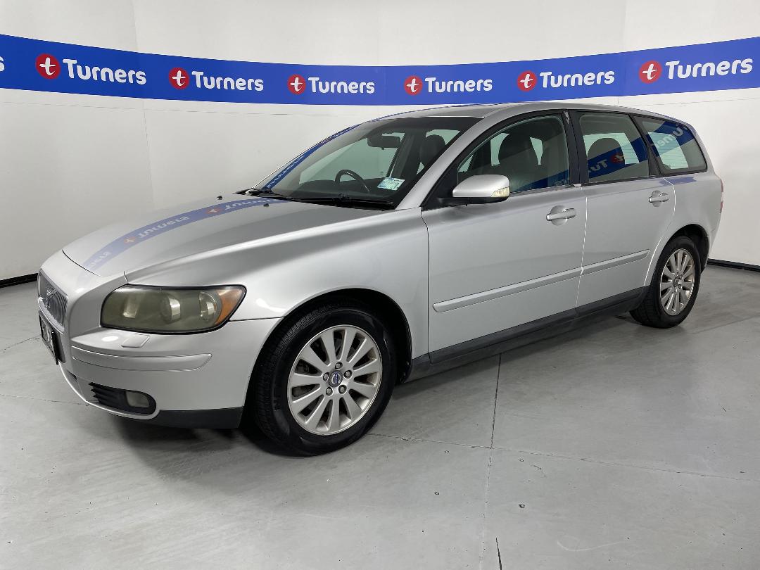 Photo '4' of Volvo V50