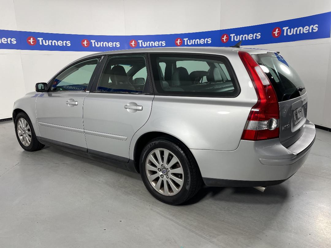 Photo '5' of Volvo V50