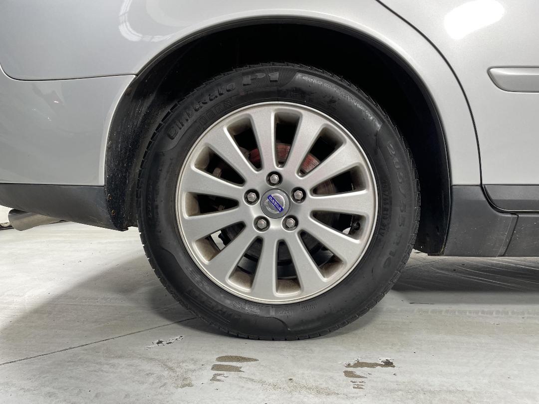 Photo '12' of Volvo V50