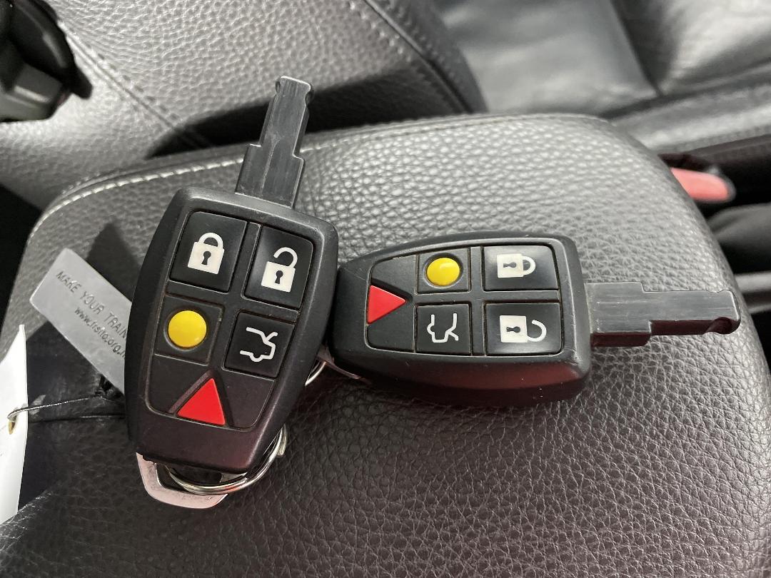 Photo '22' of Volvo V50