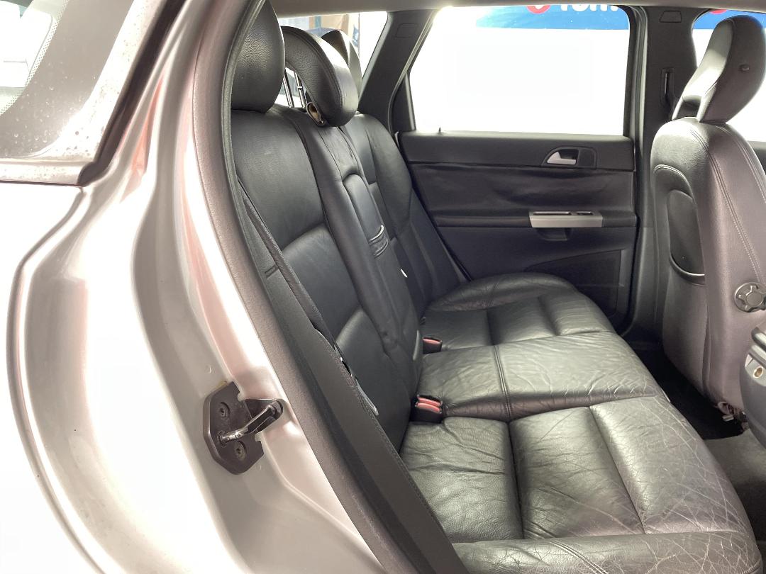 Photo '20' of Volvo V50