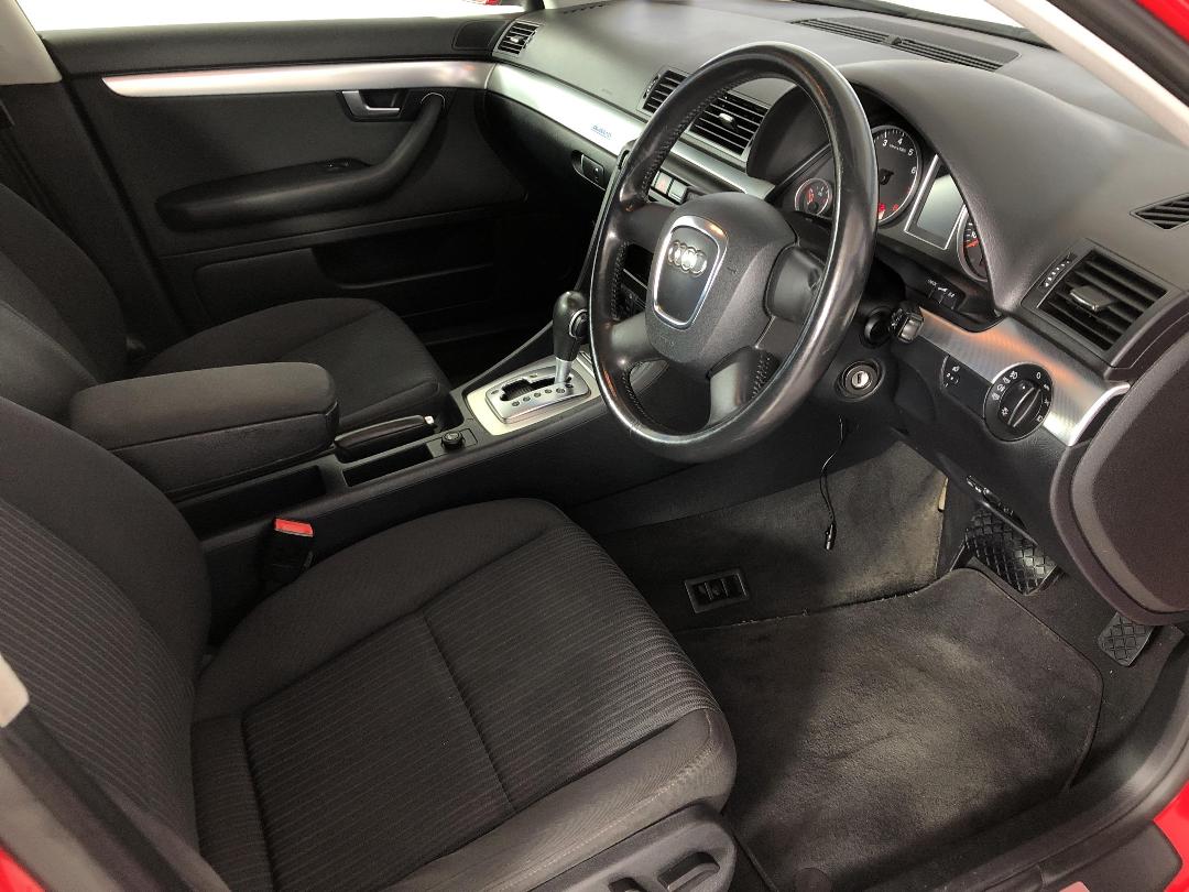 Photo '16' of Audi A4