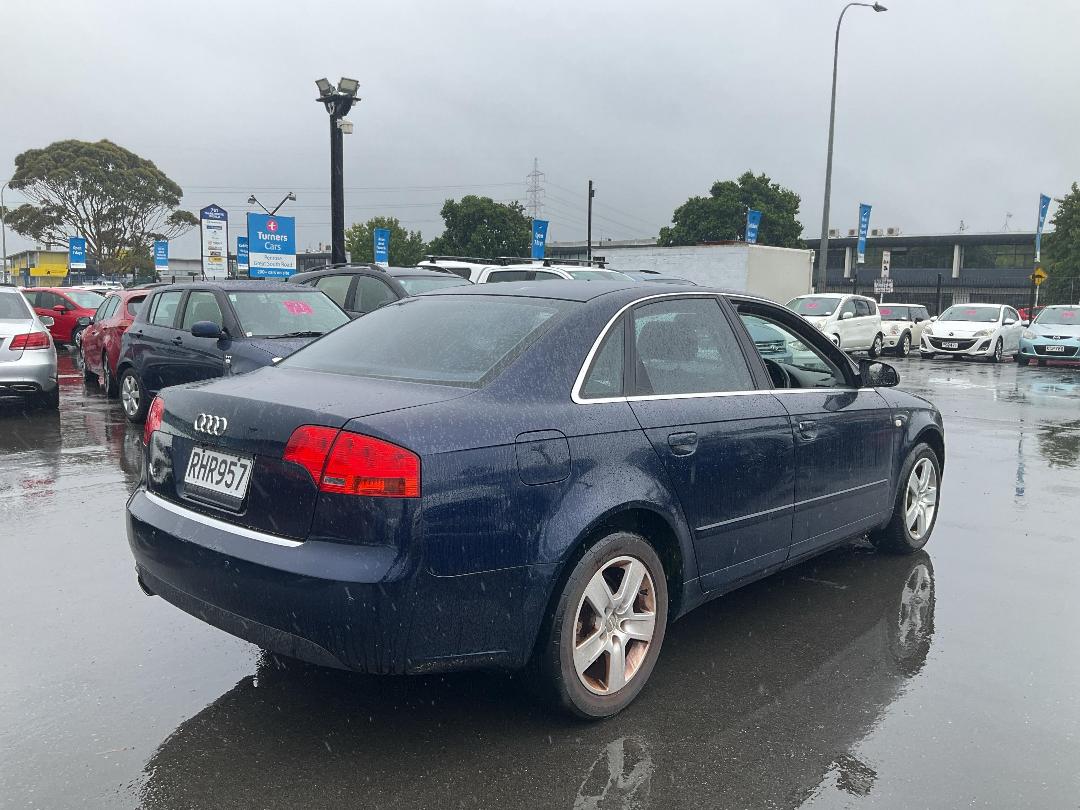 Photo '4' of Audi A4