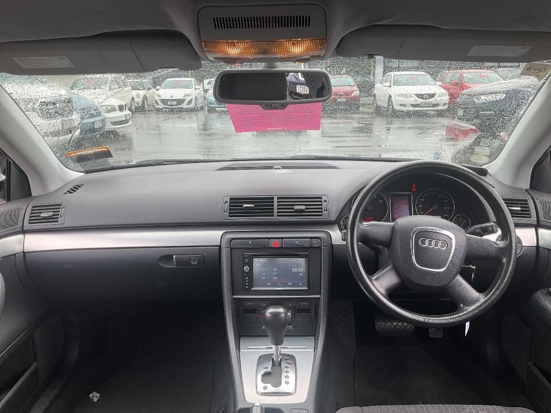 Photo '10' of Audi A4