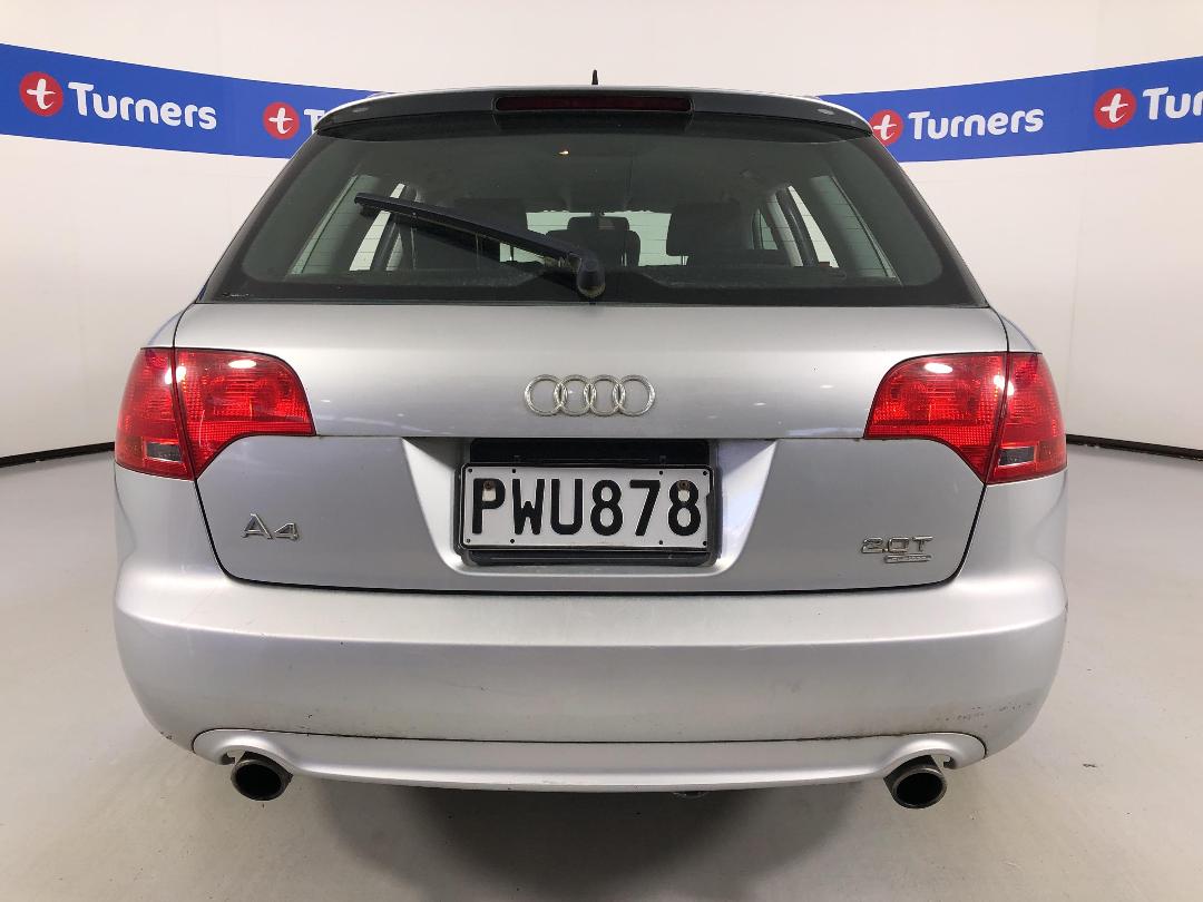 Photo '5' of Audi A4 2.0T