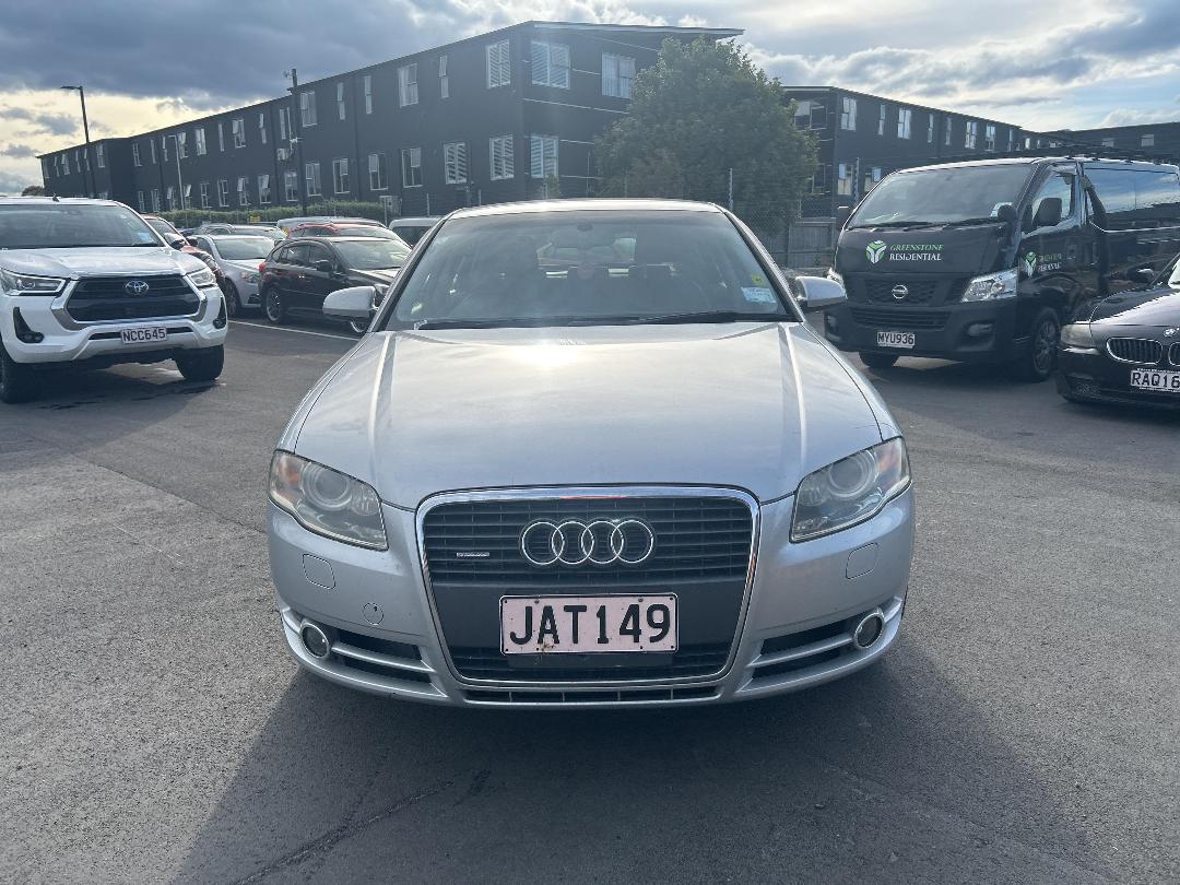 Photo '3' of Audi A4 2.0T Quattro Photo '3' of Audi A4 2.0T Quattro