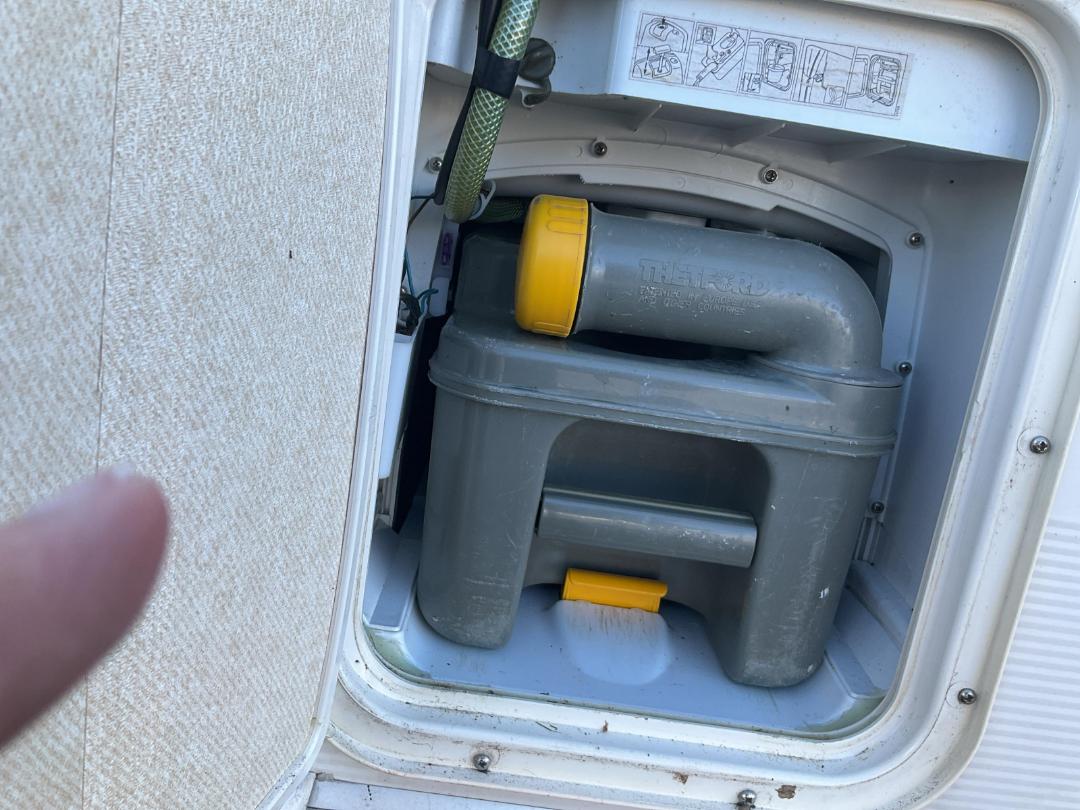 Photo '17' of Bailey Senator Caravan - Tandem Photo '17' of Bailey Senator Caravan - Tandem