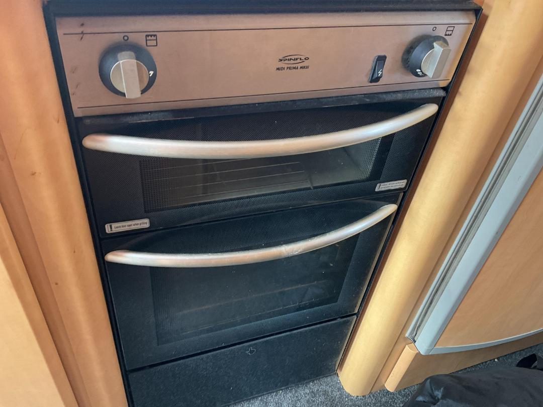 Photo '27' of Bailey Senator Caravan - Tandem Photo '27' of Bailey Senator Caravan - Tandem