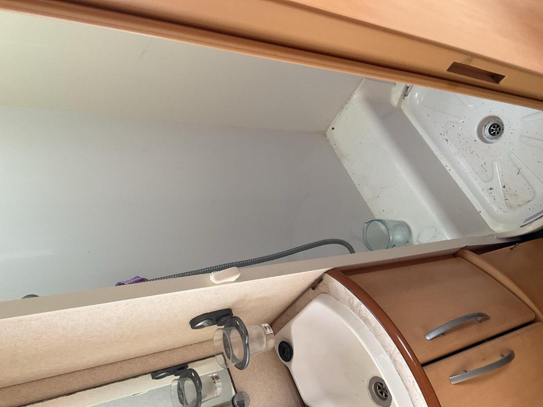 Photo '32' of Bailey Senator Caravan - Tandem Photo '32' of Bailey Senator Caravan - Tandem