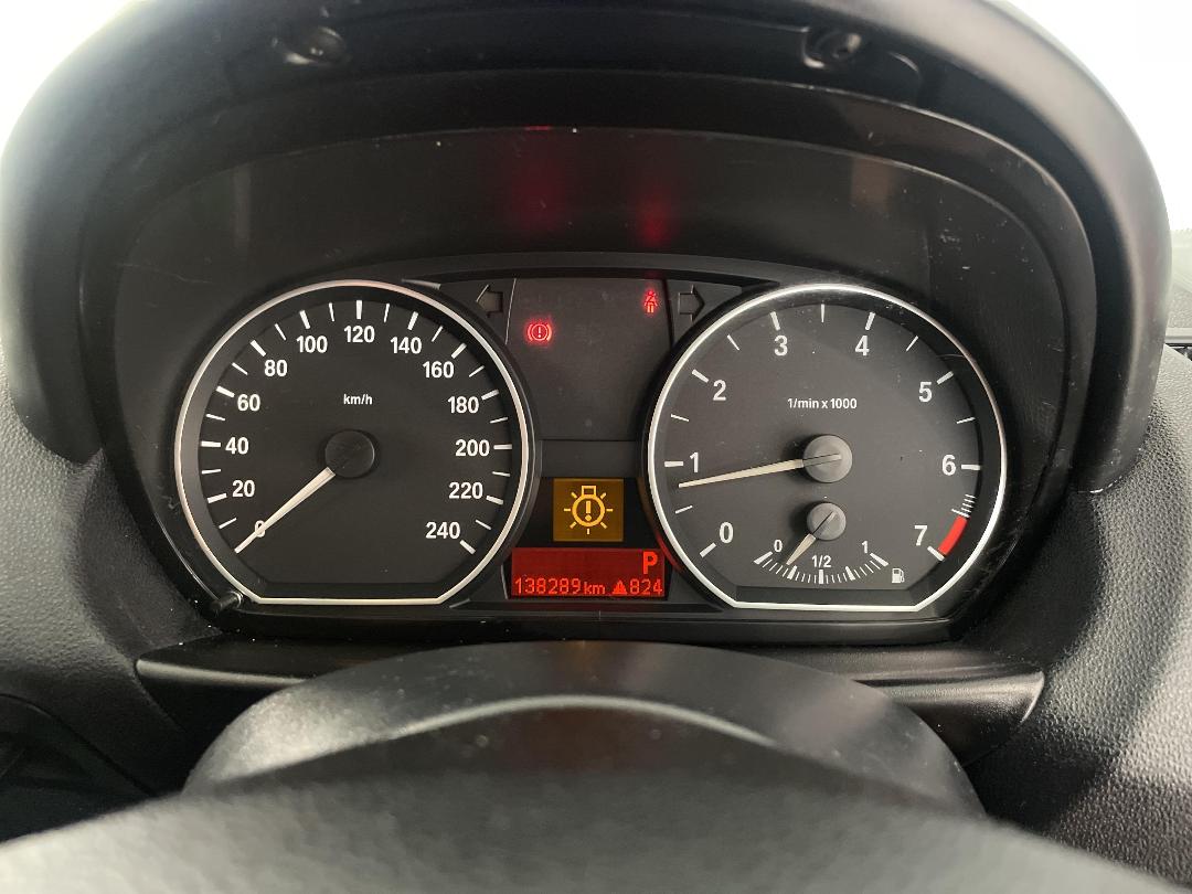 Photo '21' of BMW 118I