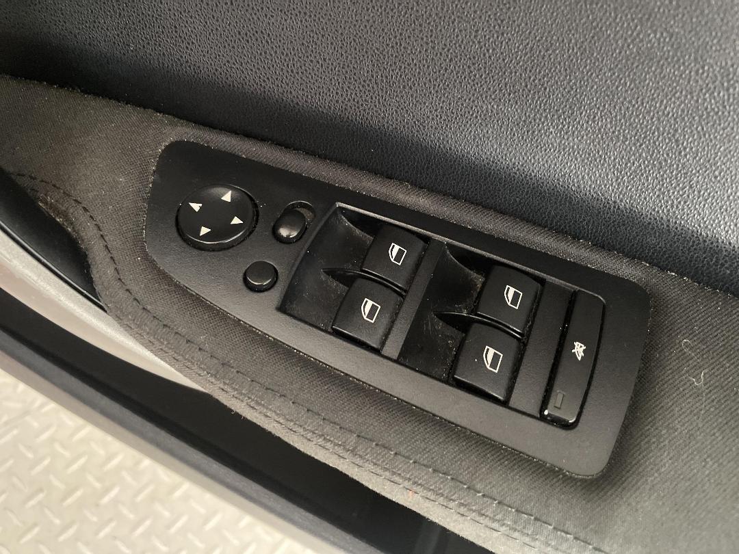 Photo '23' of BMW 118I