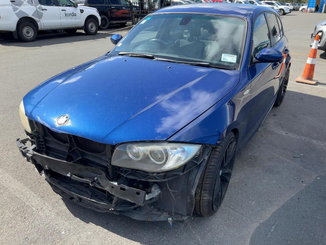 Photo '2' of BMW 130I