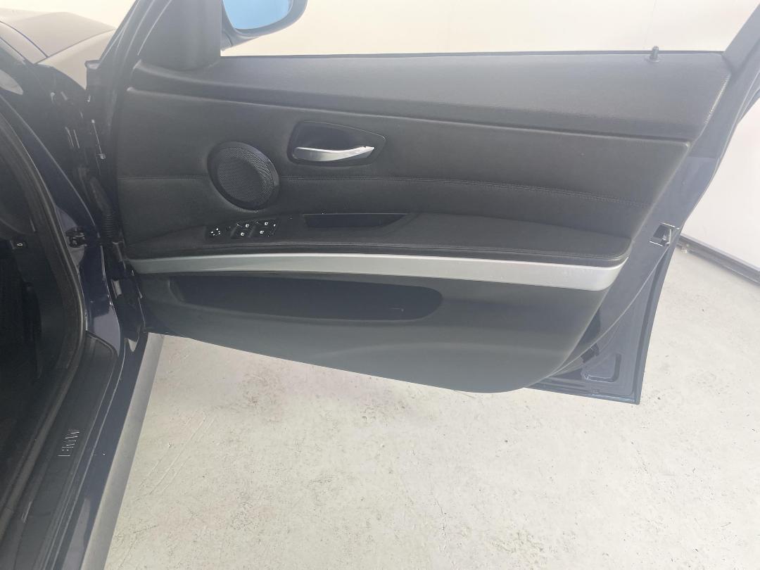 Photo '15' of BMW 3 Series