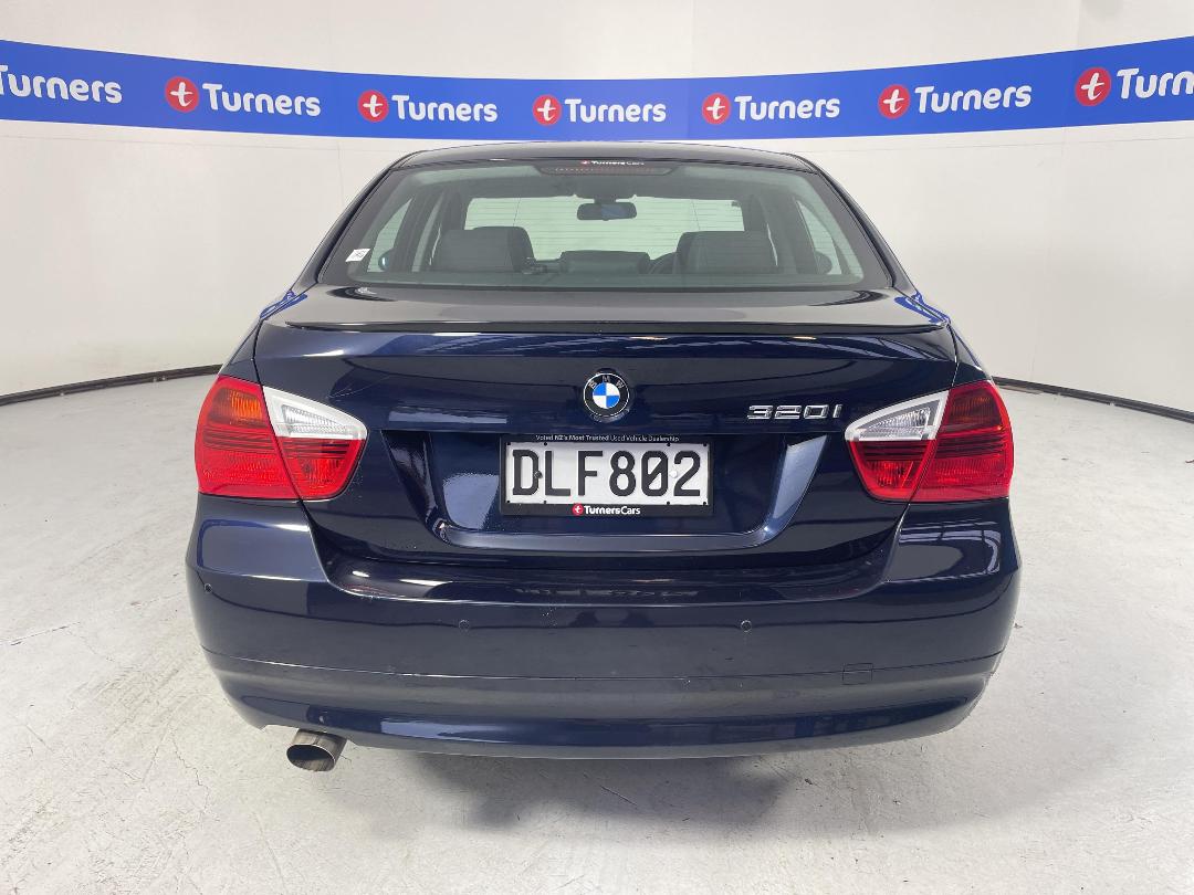 Photo '6' of BMW 3 Series