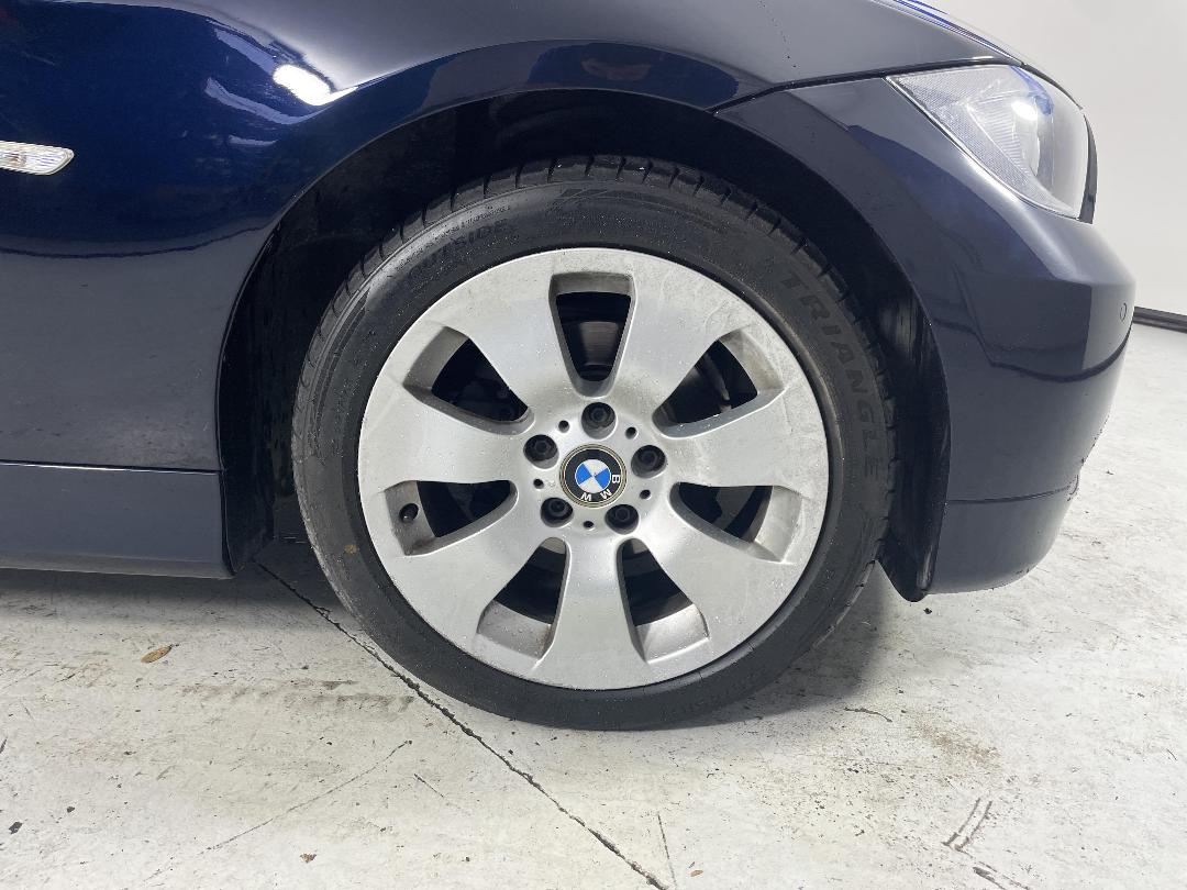 Photo '9' of BMW 3 Series