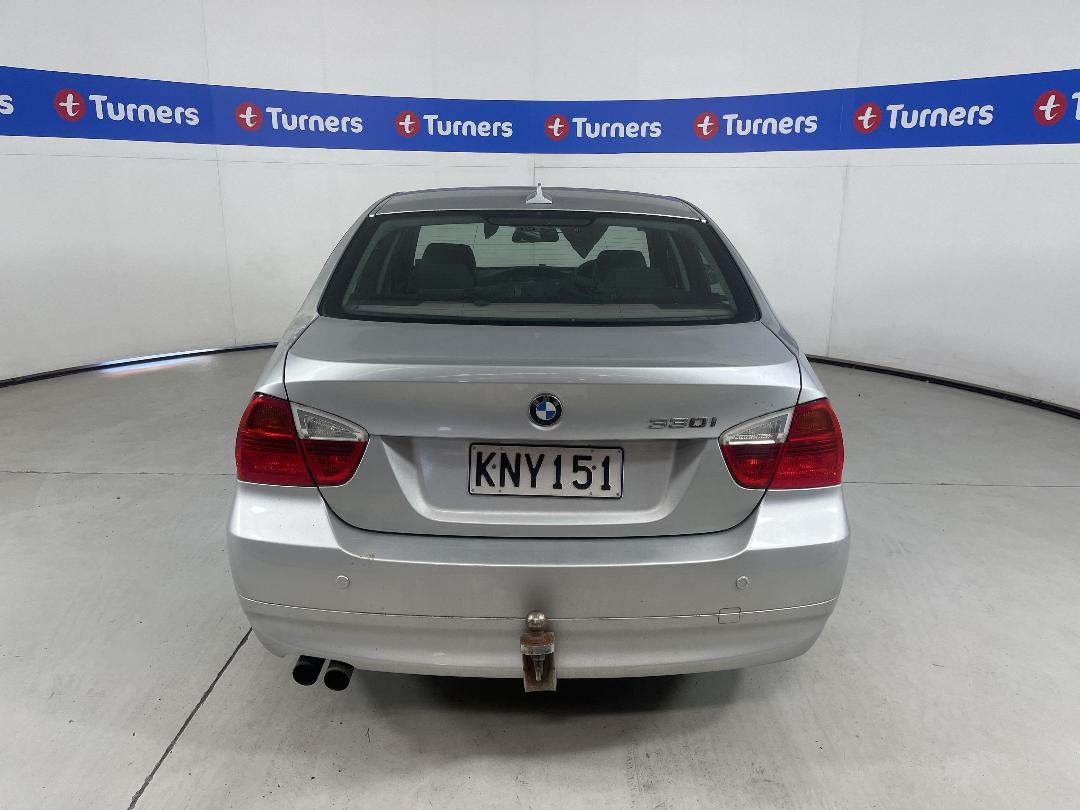 Photo '5' of BMW 3 Series 330I