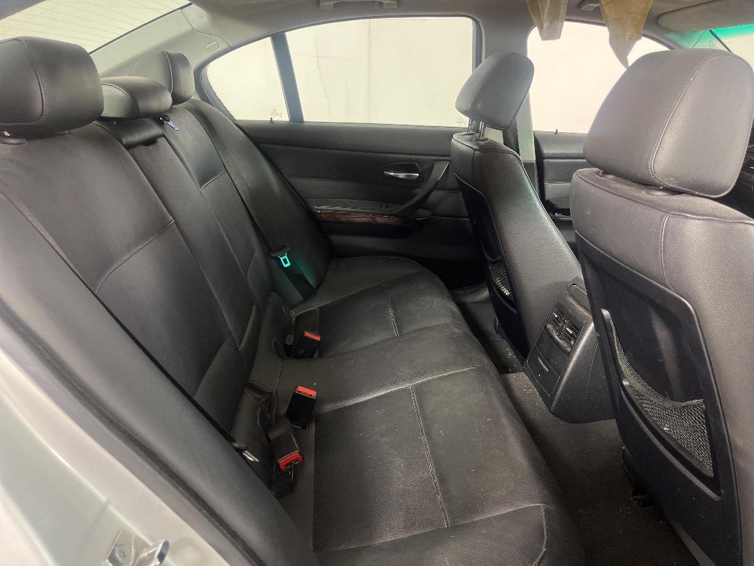 Photo '18' of BMW 3 Series 330I