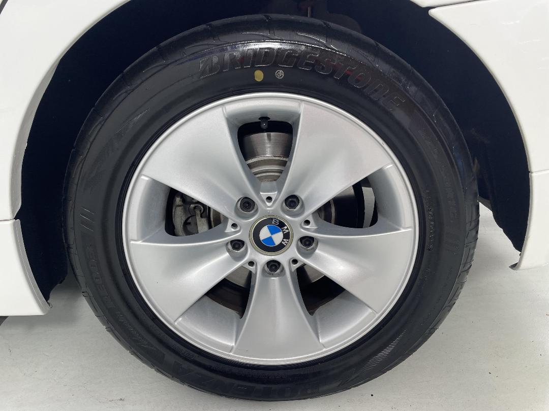 Photo '11' of BMW 3 Series