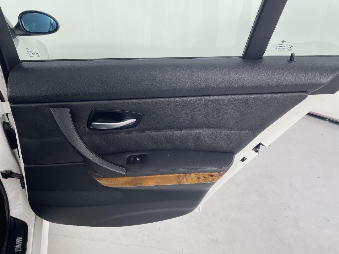 Photo '19' of BMW 3 Series