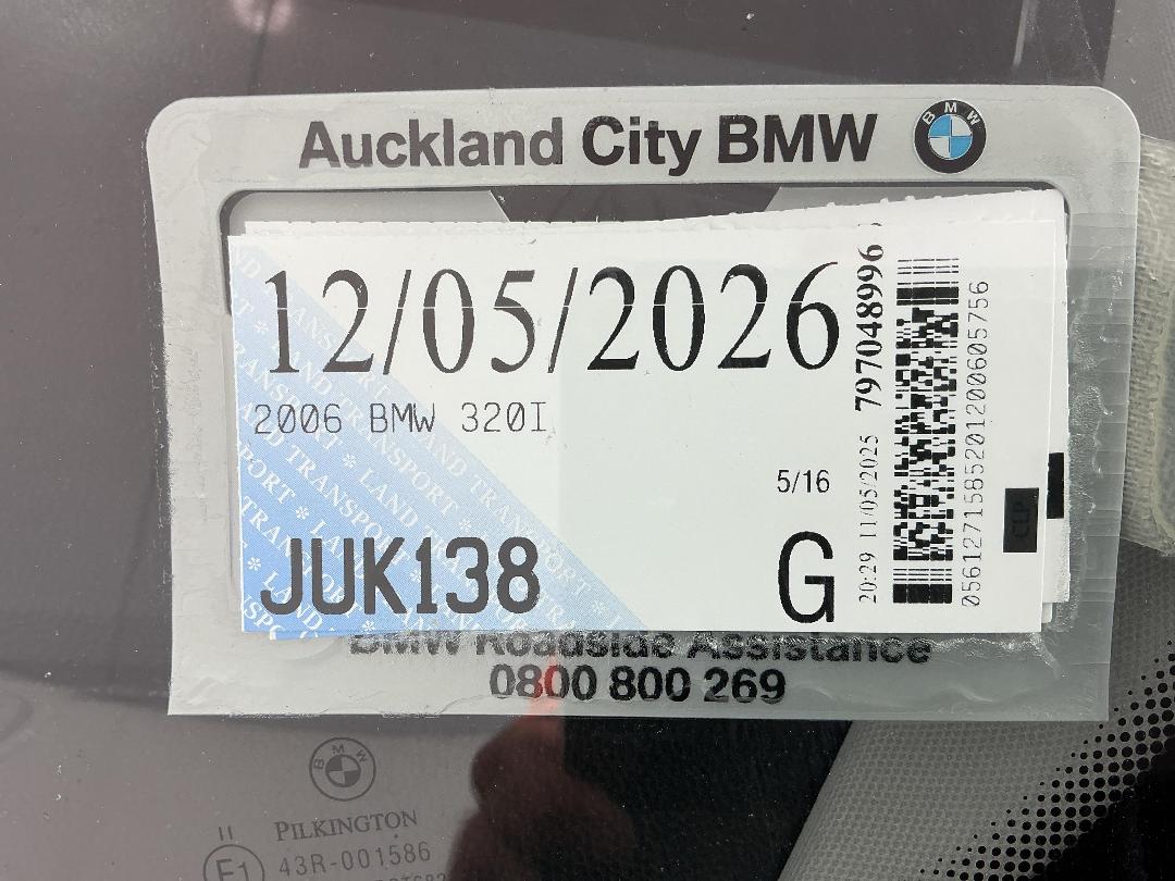 Photo '24' of BMW 320I