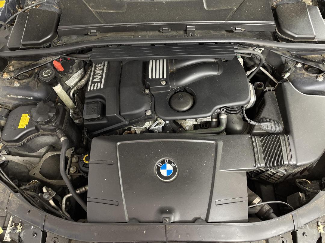 Photo '13' of BMW 320I Photo '13' of BMW 320I