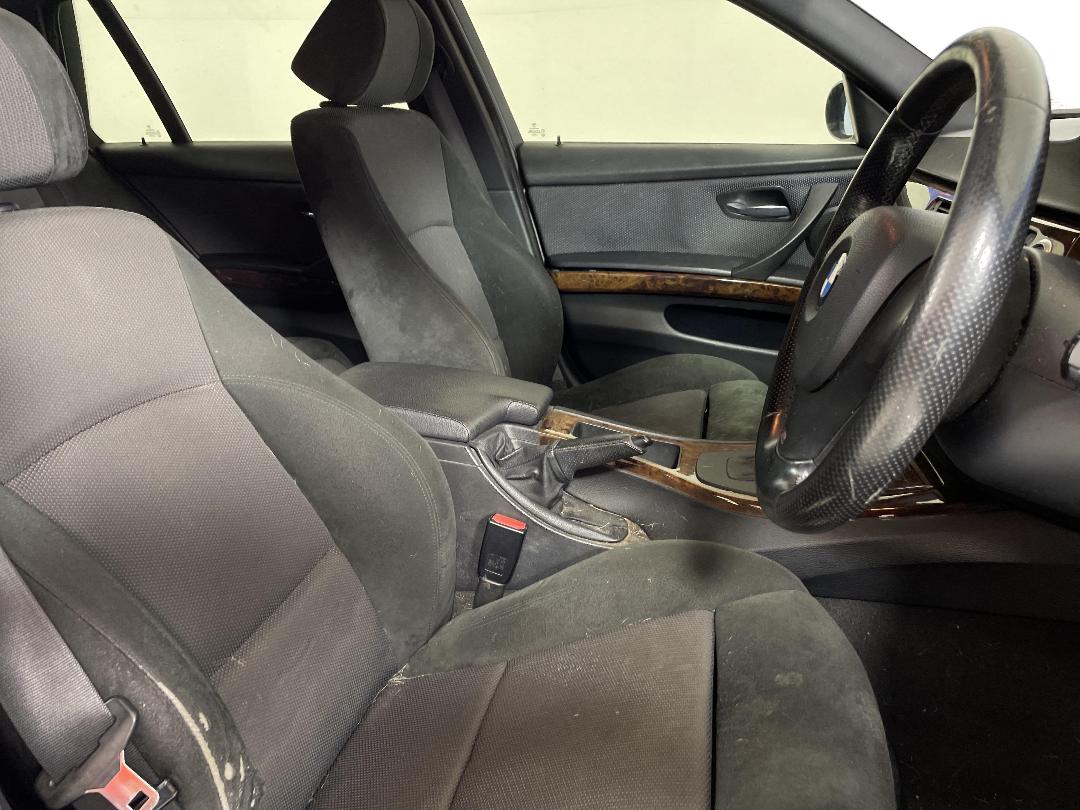 Photo '16' of BMW 320I Photo '16' of BMW 320I