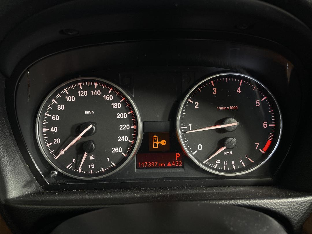 Photo '21' of BMW 320I