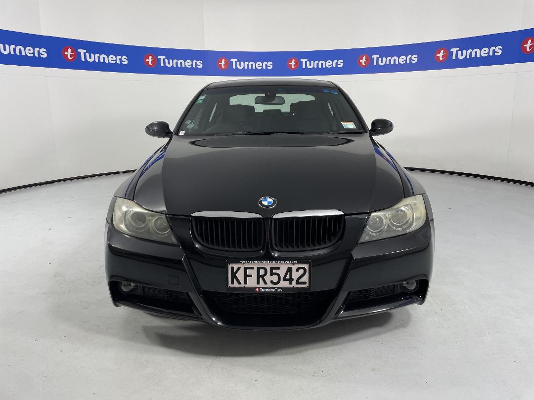 Photo '2' of BMW 320I Photo '2' of BMW 320I