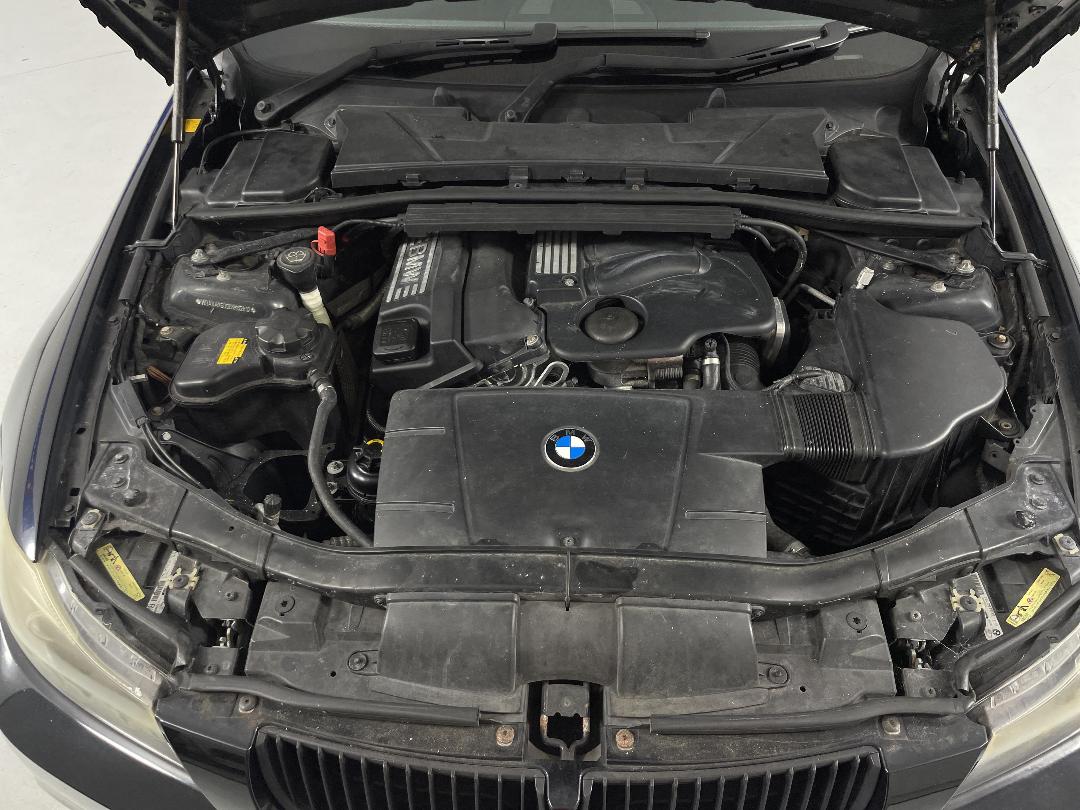 Photo '13' of BMW 320I Photo '13' of BMW 320I