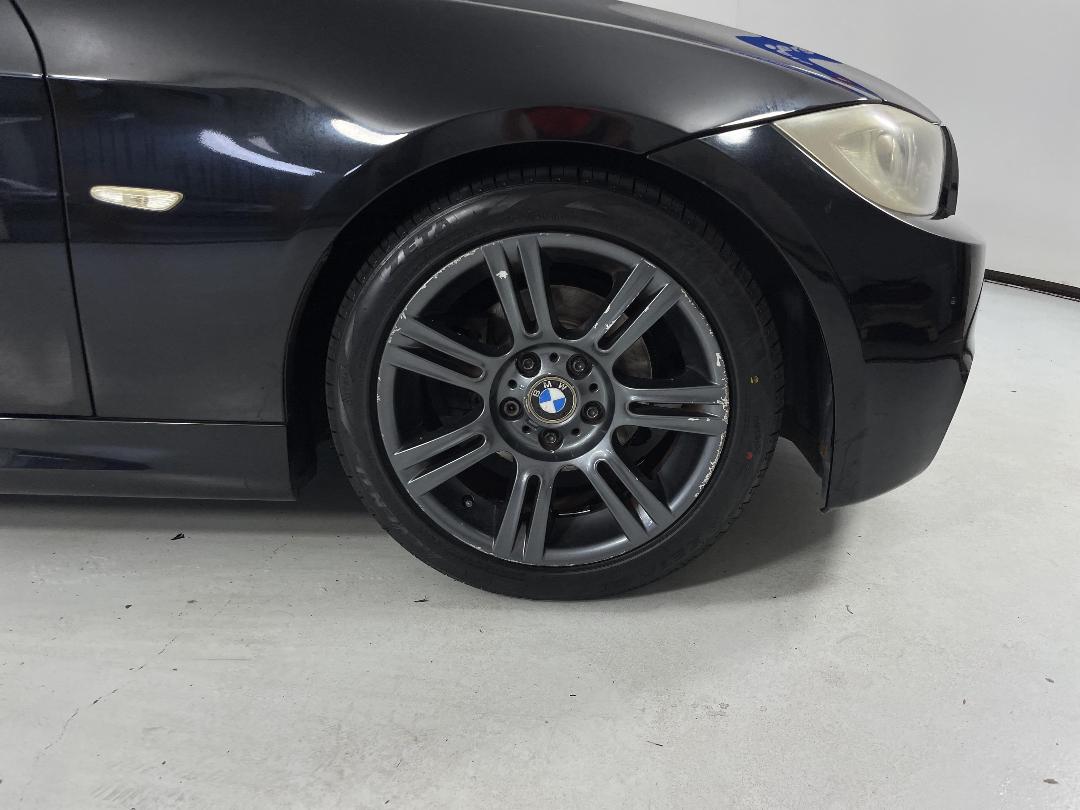 Photo '9' of BMW 320I Photo '9' of BMW 320I