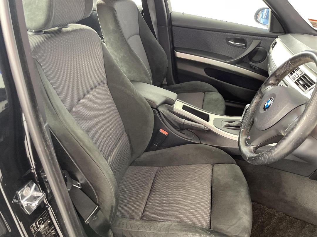 Photo '16' of BMW 320I Photo '16' of BMW 320I