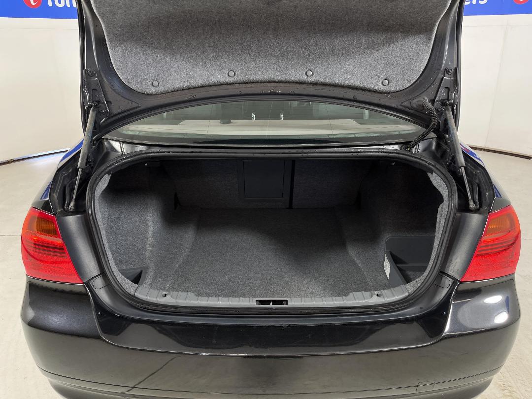 Photo '14' of BMW 320I