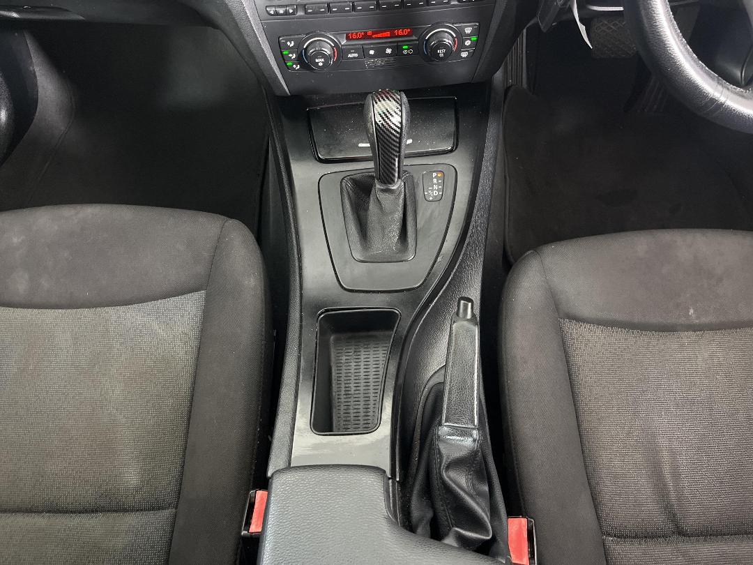 Photo '23' of BMW 320I