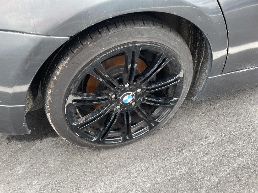 Photo '8' of BMW 323I Photo '8' of BMW 323I