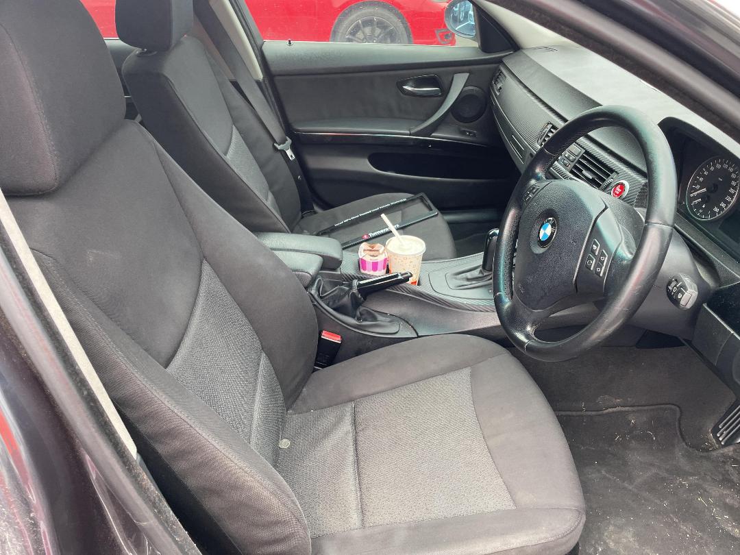 Photo '14' of BMW 323I Photo '14' of BMW 323I