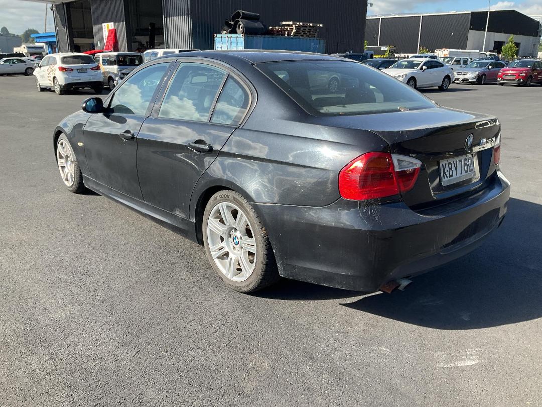 Photo '3' of BMW 323I