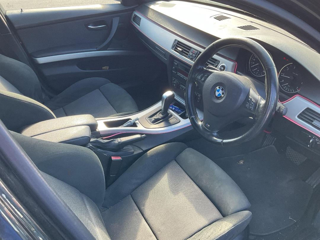 Photo '8' of BMW 323I