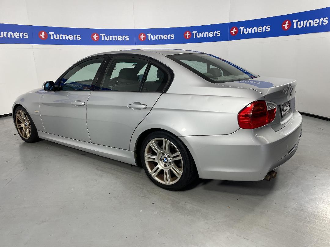 Photo '5' of BMW 323I Photo '5' of BMW 323I