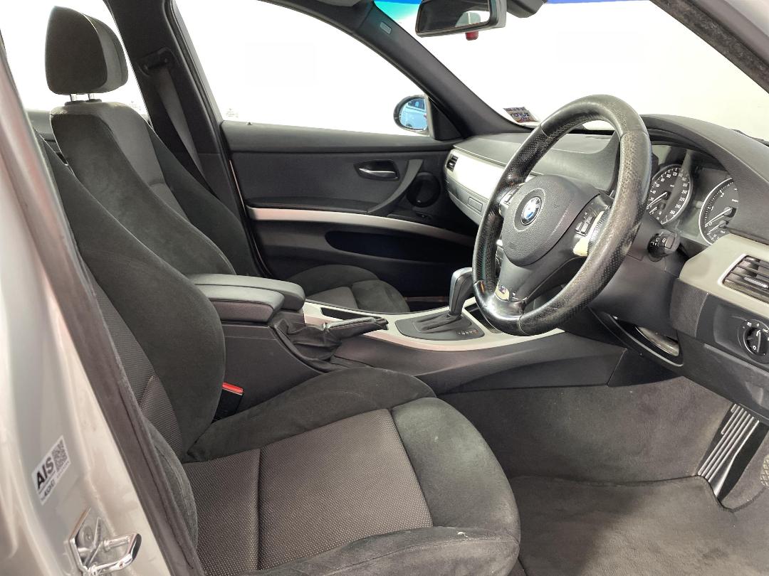 Photo '15' of BMW 323I Photo '15' of BMW 323I