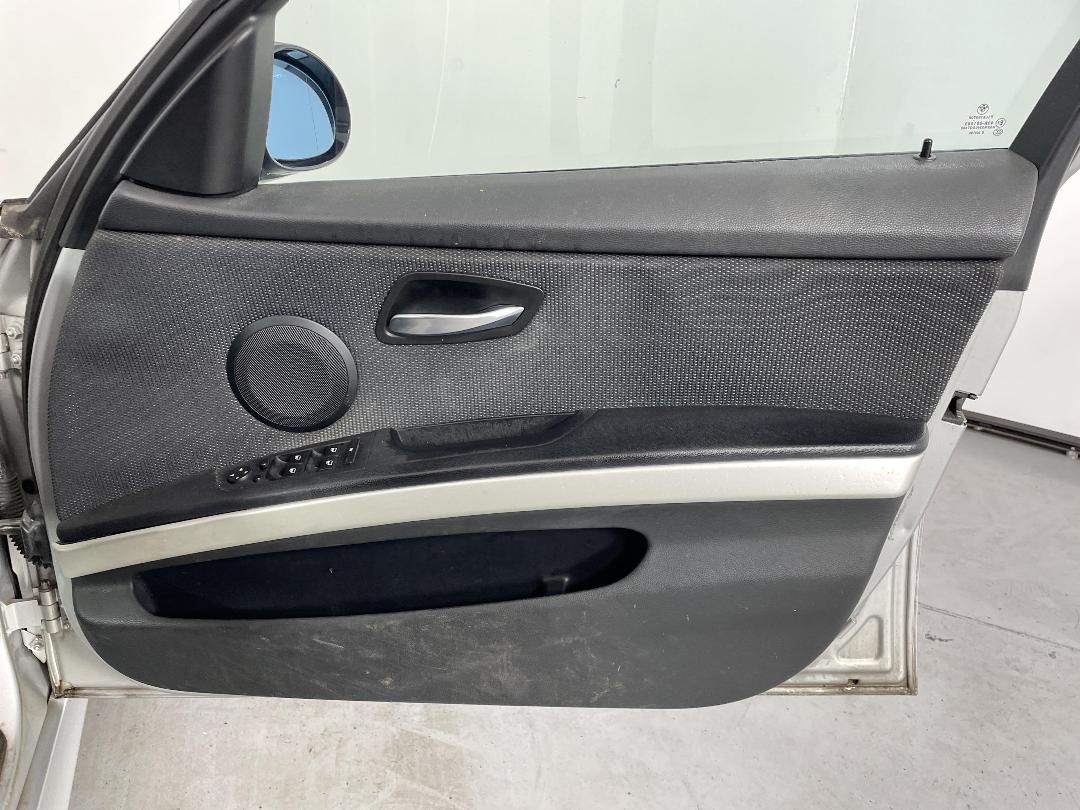 Photo '14' of BMW 323I Photo '14' of BMW 323I