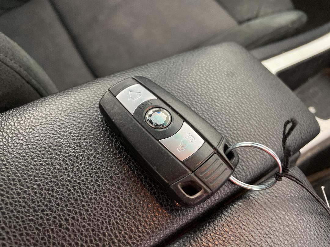 Photo '21' of BMW 323I Photo '21' of BMW 323I