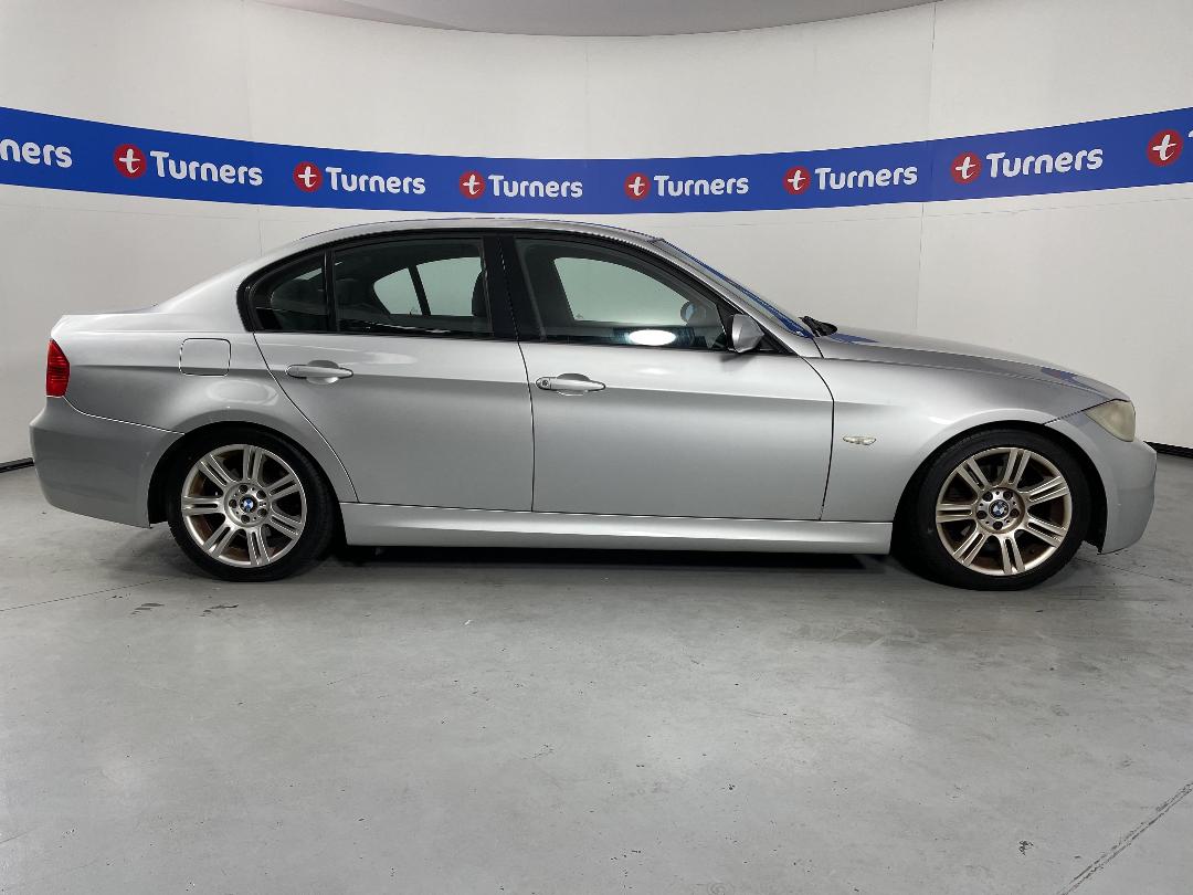 Photo '22' of BMW 323I Photo '22' of BMW 323I