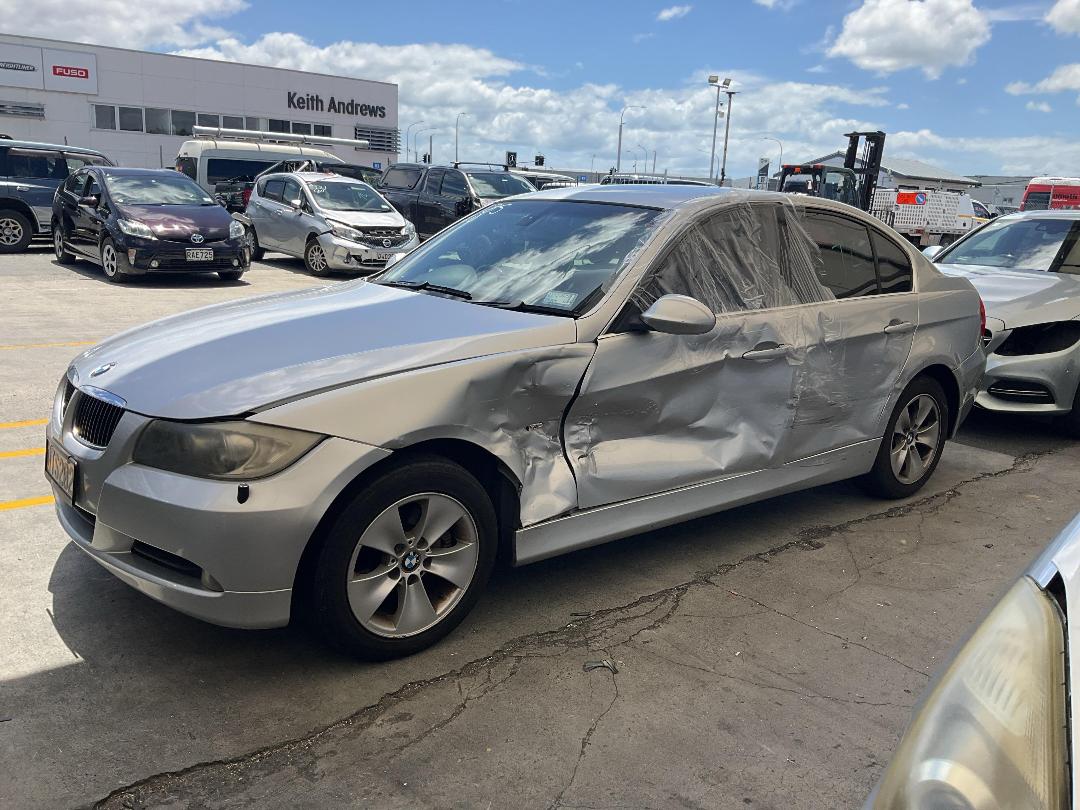 Photo '3' of BMW 323I Photo '3' of BMW 323I