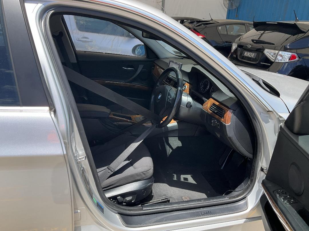 Photo '17' of BMW 323I Photo '17' of BMW 323I