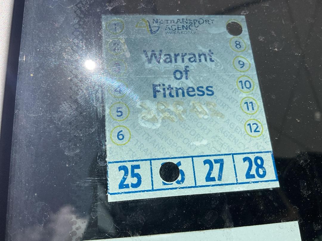 Photo '27' of BMW 323I Photo '27' of BMW 323I